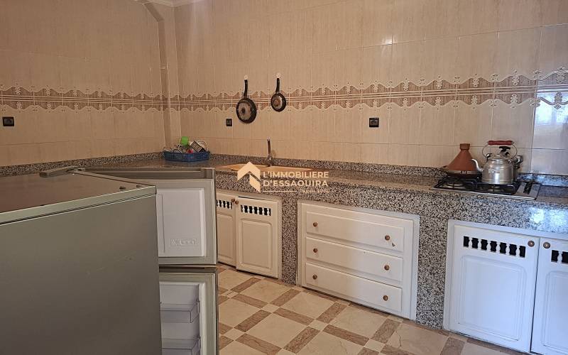 Charmant appartement avec patio (17)